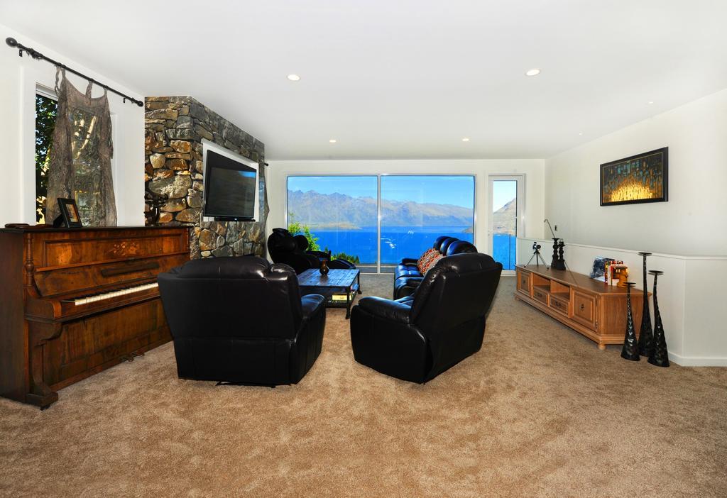 Dh Lakeview House 皇后镇 外观 照片